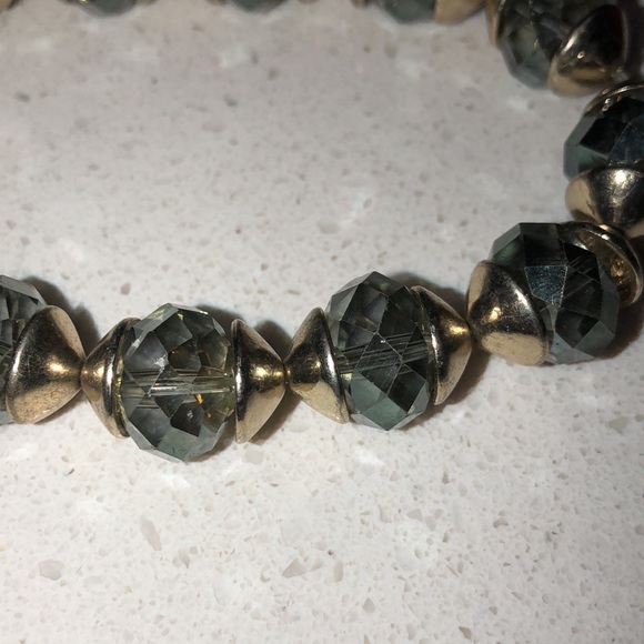 Gorgeous Cache’ beaded women’s bracelet - Picture 2 of 4